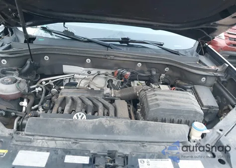 2018 Volkswagen Atlas 3.6L V6 Sel из США, поврежденный, VIN 1V2MR2CA2JC536017